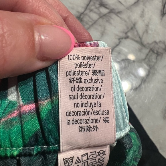 Victoria Secret Sleep Shorts - Picture 3 of 3